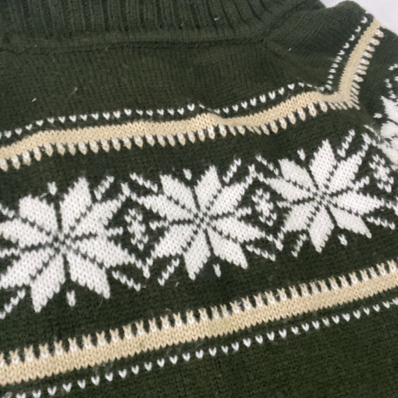 Dark green wintry cowl turtleneck neck tunic - Picture 15 of 16